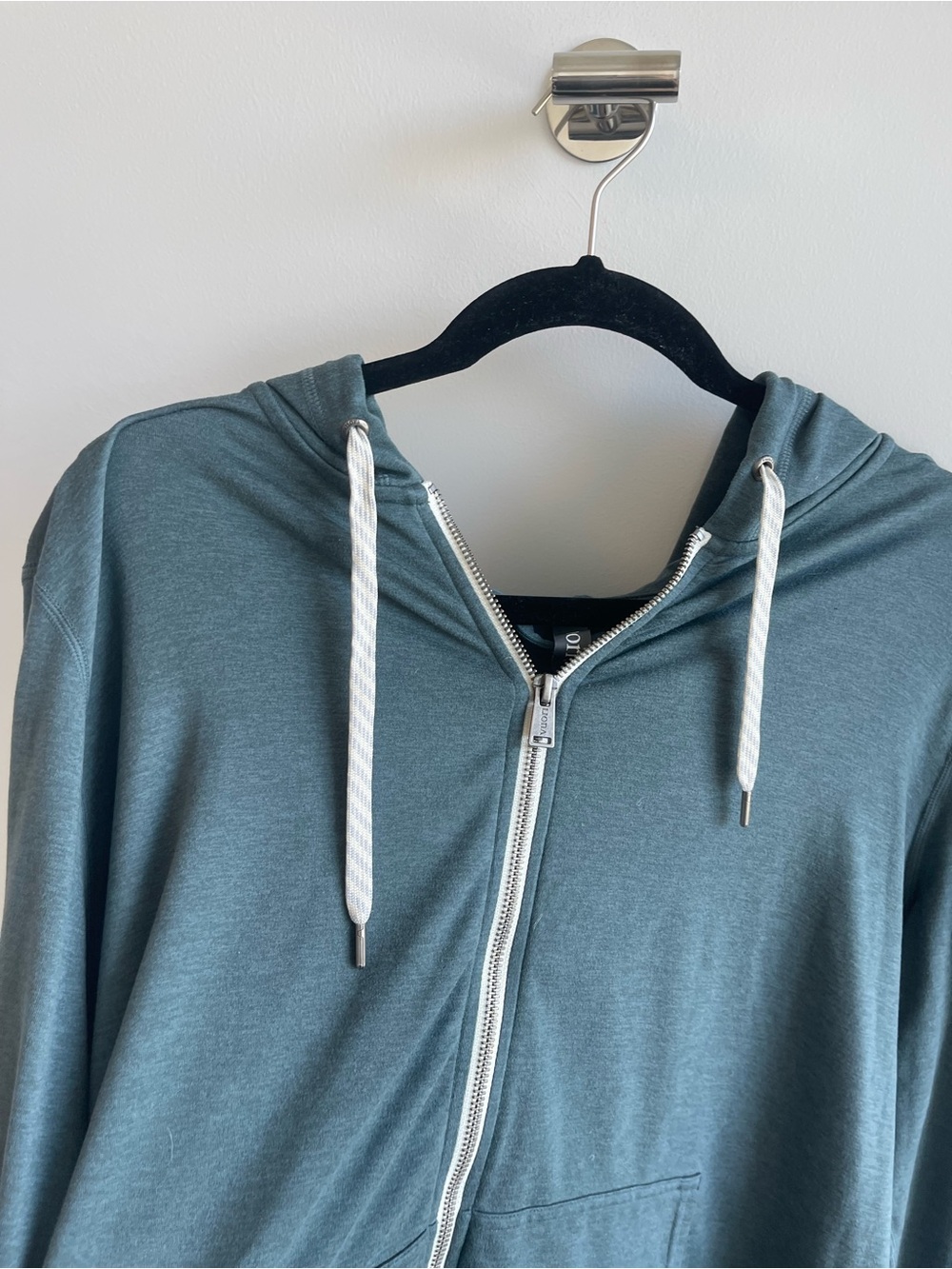Vuori Teal Zip-Up Hoodie - Picture 3 of 7